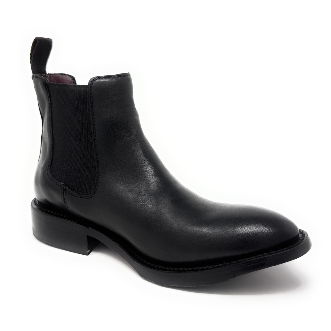 The John Chelsea — St. Vaughan × NiK Kacy
