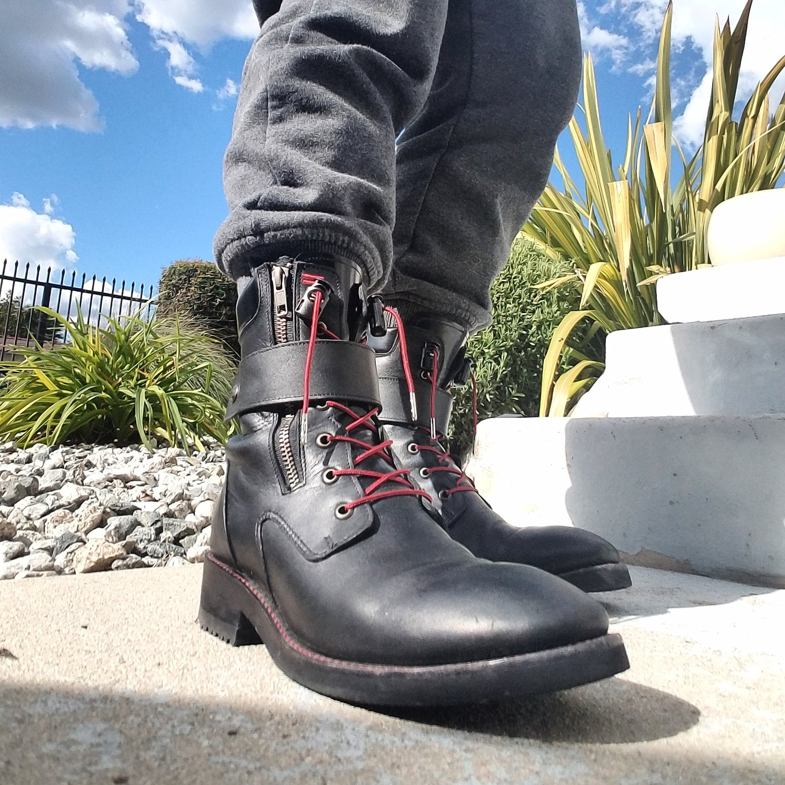 Combat H8 Boots with red shoelaces